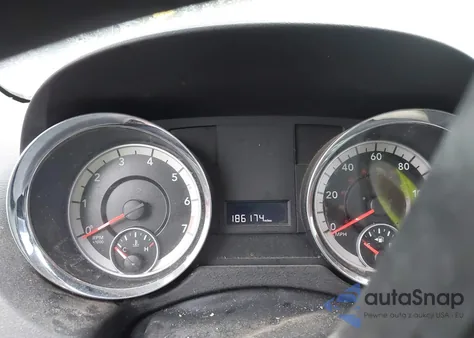 2011 Dodge Grand Caravan Mainstreet from USA, damaged, VIN 2D4RN3DG2BR606820